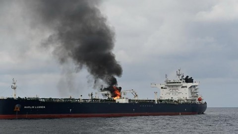 Yaman Kembali Serang Kapal Tanker Minyak AS di Teluk Aden