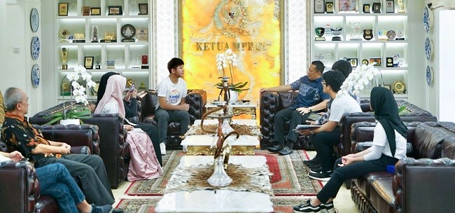 Ketua MPR RI Apresiasi Mesin Pemilah Sampah Karya Komunitas Komib