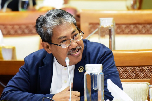 DPR Desak Jokowi Bubarkan Satgas yang Dipimpin Bahlil
