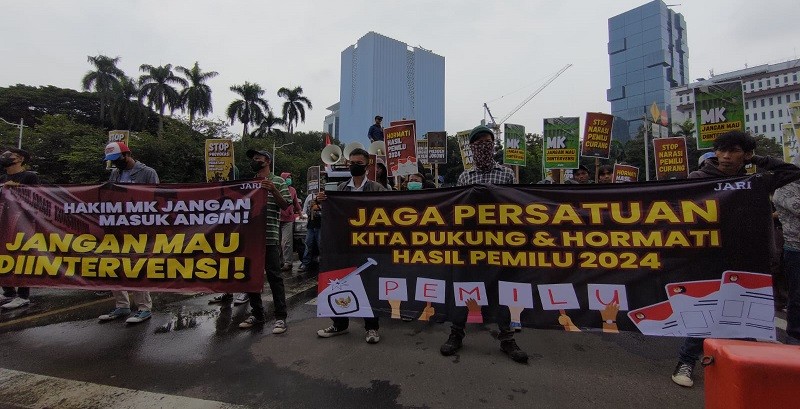 Massa JARI 98 Beri Dukungan ke Hakim MK Bebas dari Intervensi dan Hormati Hasil Pemilu 2024