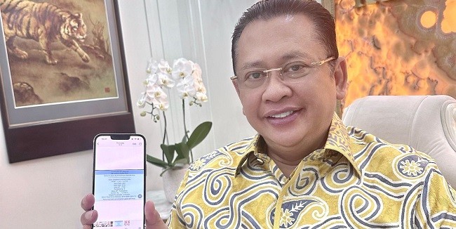 Serahkan Laporan SPT, Ketua MPR RI Ajak Masyarakat Segera Laporkan SPT 2023