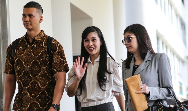 Sandra Dewi Diperiksa Kejagung, MAKI Singgung Mobil Rolls Royce dan Jet Pribadi
