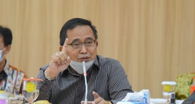 DPR Minta PUPR Pastikan Jalan Trans Sulawesi Diperbaiki Jelang Lebaran