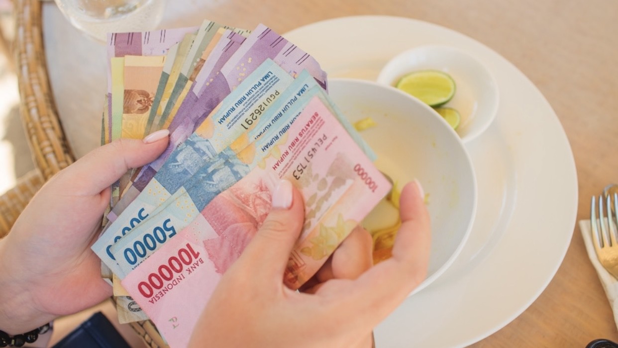 Sisa THR Masih Ada, Begini Cara Bijaksana Memanfaatkannya