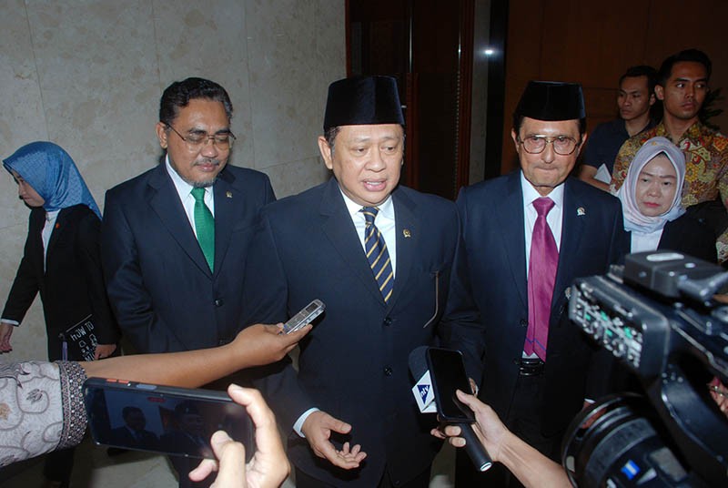 Pelantikan Anggota MPR Pengganti Antar Waktu (PAW)