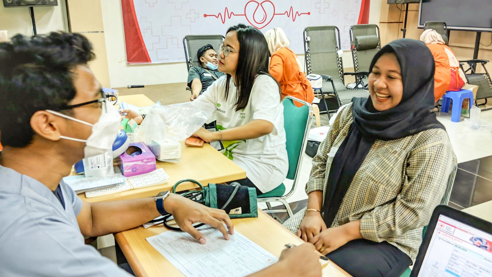 HUT ke-123, Pegadaian Kanwil XII Surabaya Gelar Donor Darah & Pemeriksaan Kesehatan Gratis