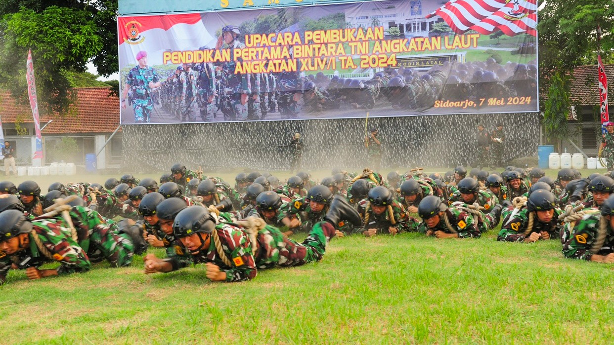 Perkuat SDM Matra Laut, Dankodiklatal Buka Pendidikan 357 Siswa Bintara TNI AL 2024