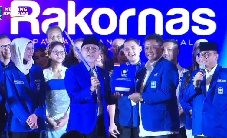 Zulhas: PAN Tidak Akan Minta-minta Proyek ke Calon Kepala Daerah