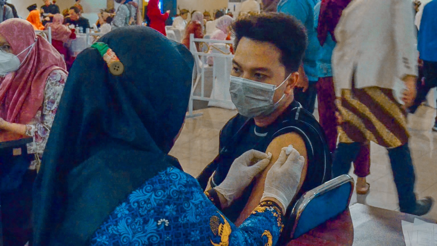 Publik Riuh Terhadap Penarikan Vaksin AstraZeneca, Begini Tanggapan Sosiolog