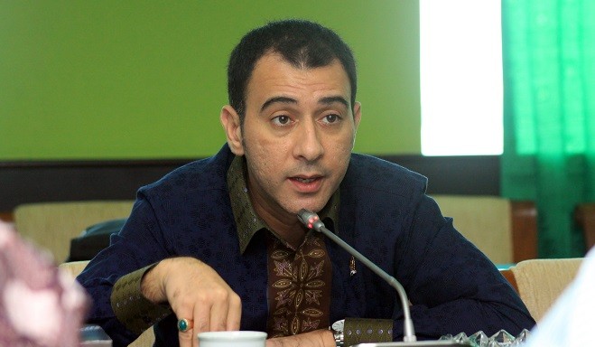 DPR Dukung Pegawai BUMN Kerja 4 Hari, tapi Harus Maksimal