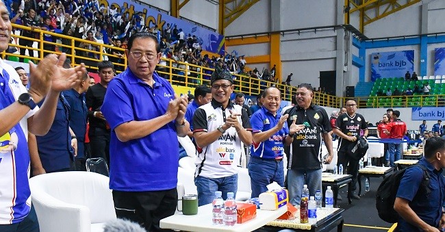 Dampingi SBY Saksikan Proliga, Syarief Hasan: Hadirnya Lavani Angkat Popularitas Voli