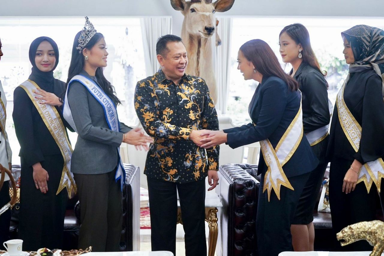 Terima Finalis Putri Otonomi Indonesia 2024, Ketua MPR RI Ajak Promosikan dan Majukan Daerah
