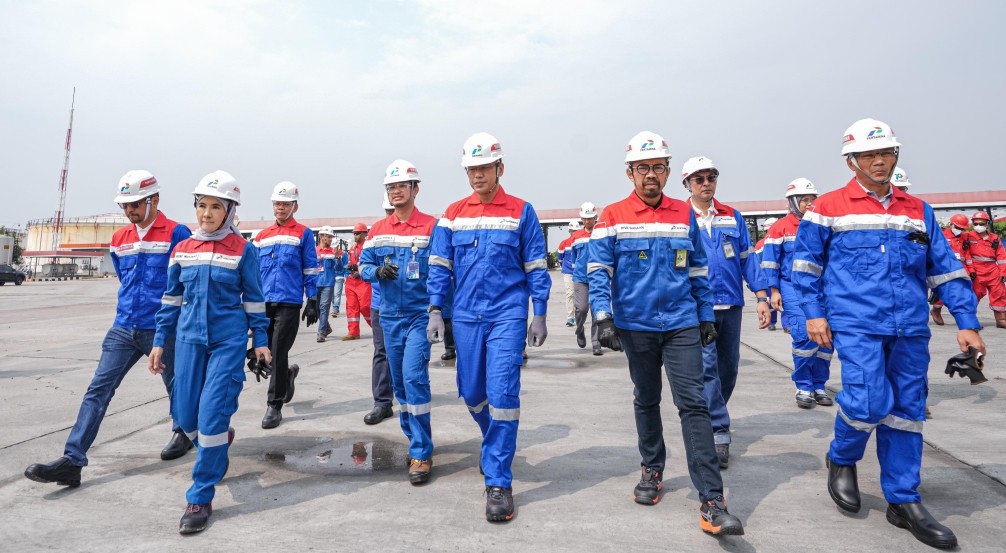 Pastikan Stok LPG dan BBM Aman, Komut Bersama Dirut Pertamina Cek TBBM dan SPBU