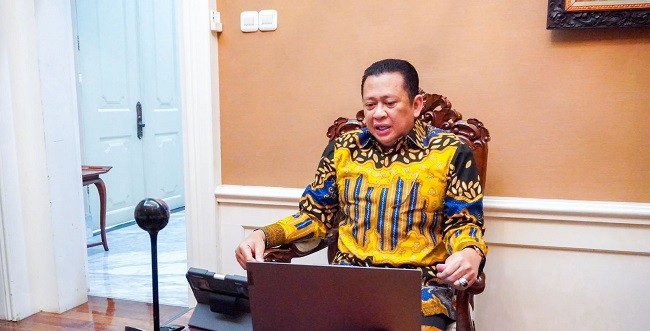 Jadi Penguji Sidang Promosi Doktor Fakultas Hukum UNPAD, Bamsoet Soroti Tingginya Nilai Impor Minyak Indonesia