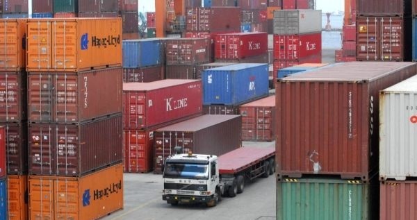 Kemendag Diminta Waspadai Barang Ilegal China Jika Tarif Bea Masuk 200 Persen Diterapkan