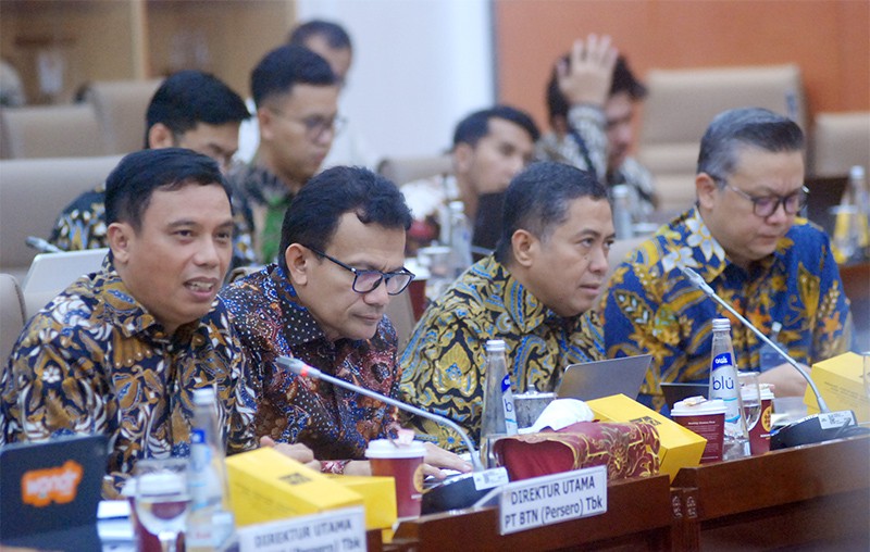 Dirut BTN Raker Dengan Komisi VI DPR RI