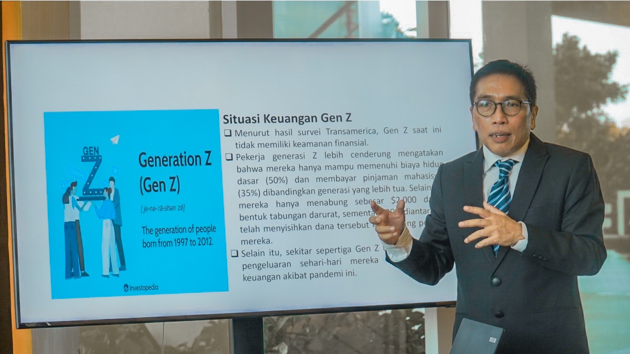Teknologi Bikin Gen Z Boros? Profesor Baru PCU Ini Ungkap Alasannya
