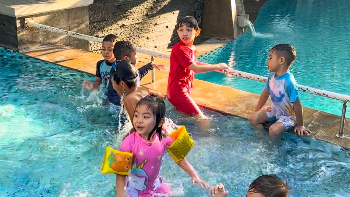 Isi Waktu Liburan, Java Paragon Hotel Ajak Anak-anak Bermain dan Berenang