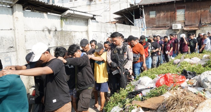 Gerebek Kampung Boncos, Polisi Ciduk 42 Pengguna Narkoba 