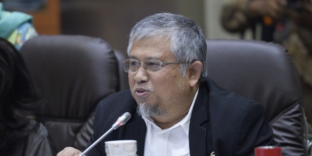 DPR: Pak Presiden dan Pak Menkes, Jangan Buka Ruang Generasi Muda untuk Berzina