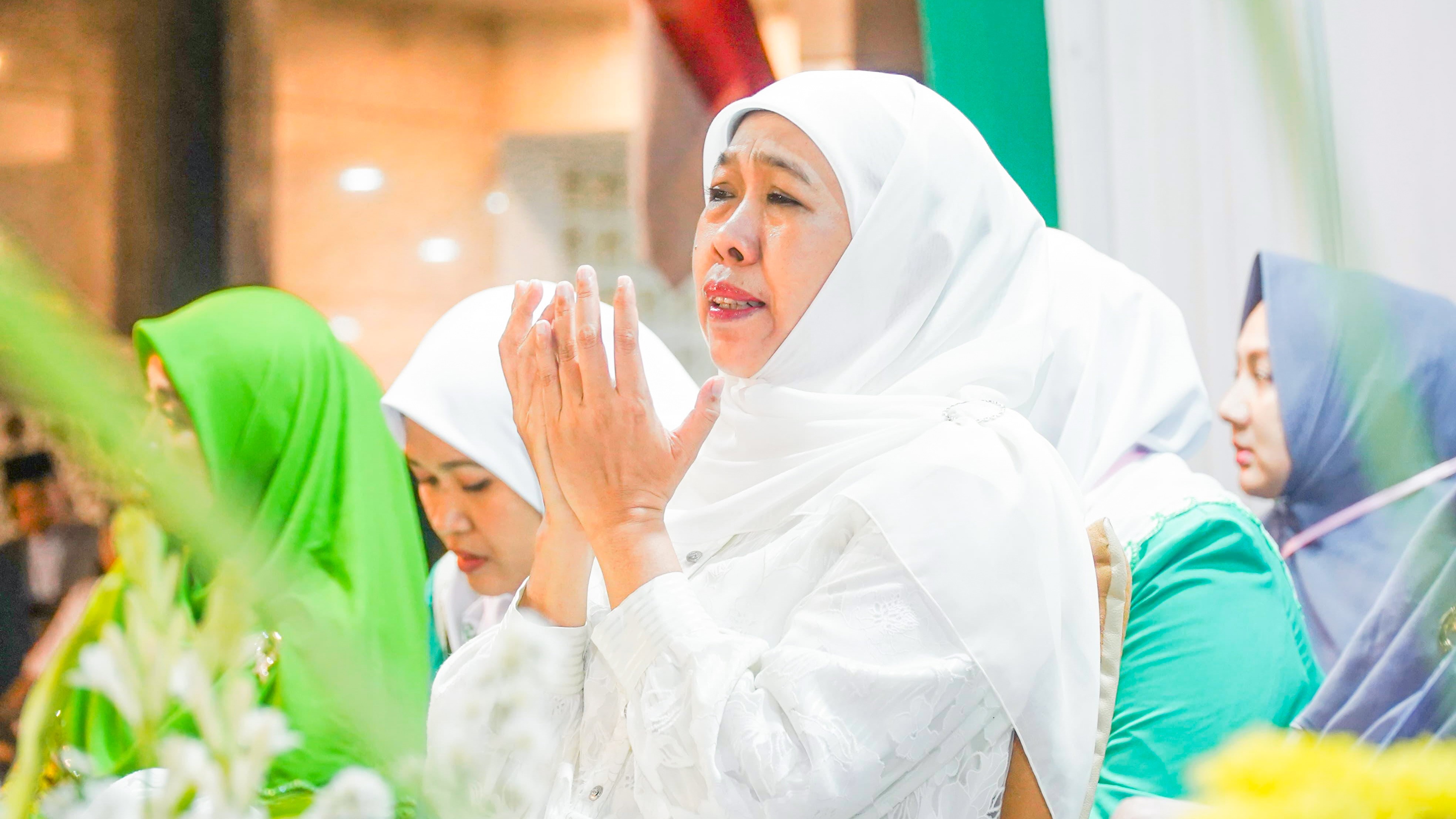 Sidoarjo Bermunajat, Khofifah Didoakan Ulama dan Ribuan Jamaah Lanjutkan Pimpin Jatim