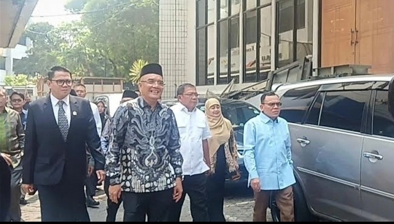 Pansus Klaim Temukan Banyak Fakta Hukum terkait Penyimpangan Haji