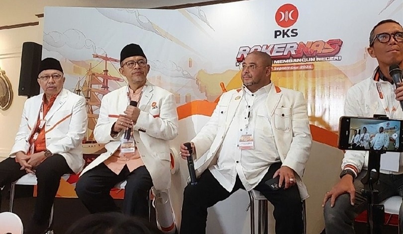 Gantikan Syaikhu, Aher Ditujuk Jadi Plh Presiden PKS