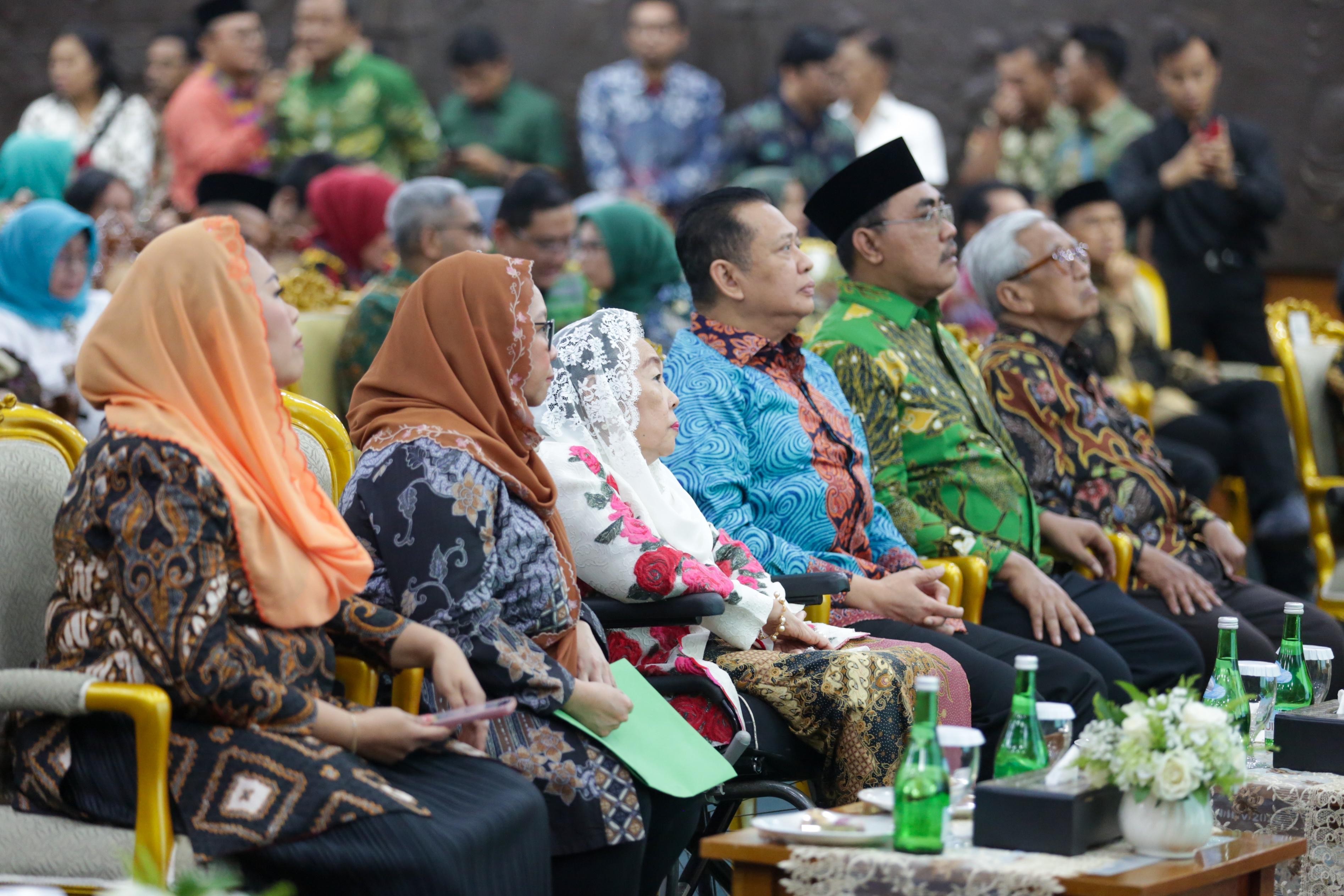 PKB Minta Kemendikbud Luruskan Sejarah Terkait Pelengseran Gus Dur, Dorong Pemulihan Nama Baik