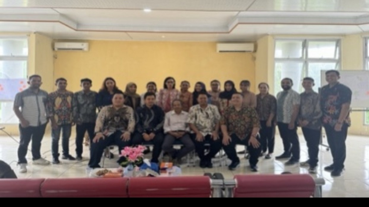 Latih Profesionalisme Guru di Sekolah Laboratorium UNPATTI, Unesa Gelar PBL Kewirausahaan