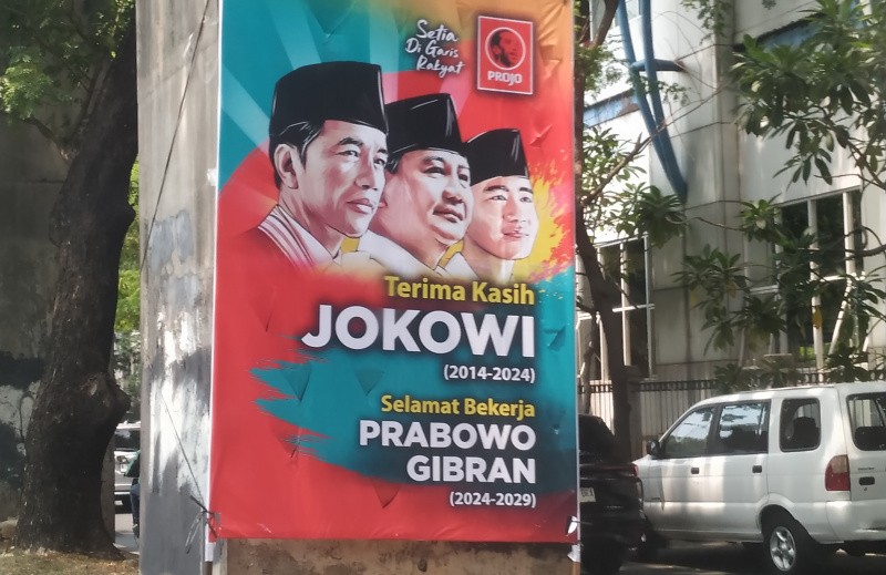 Spanduk Ucapan "Terimakasih Jokowi" Mewarnai Sudut Jakarta