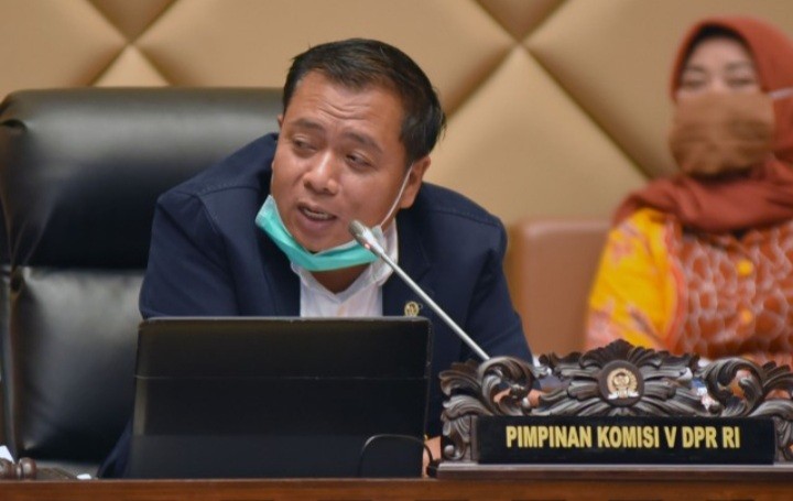 Lasarus Pimpin Komisi V DPR RI, Ditemani Ridwan Bae, Andi Iwan Aras, Roberth Rouw dan Syaiful Huda