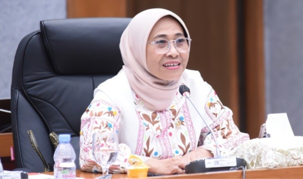 Hetifah Jadi Ketua Komisi X DPR RI, Himatul Aliyah dan Lalu Adriani Irfani Wakil