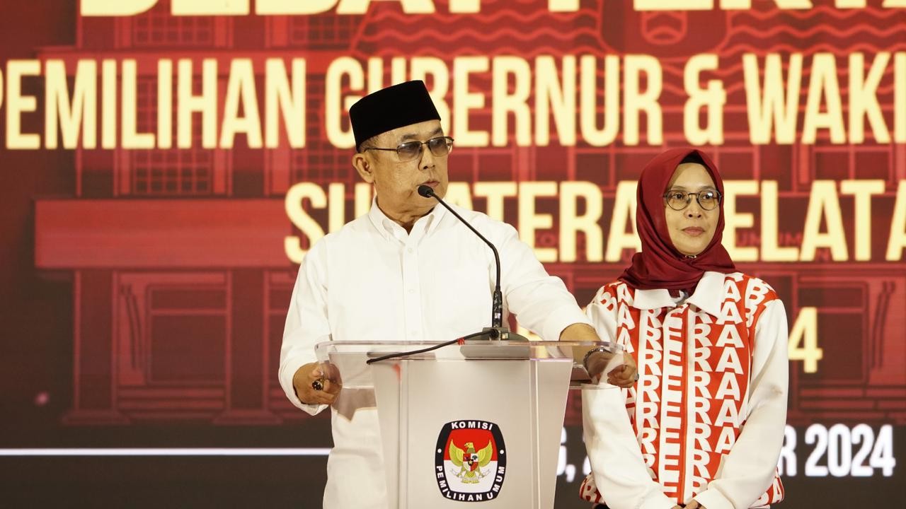Eddy - Riezky Paparkan Cara Majukan Kesejahteraan Sumsel, Ada Program 1 Desa 5 Sarjana