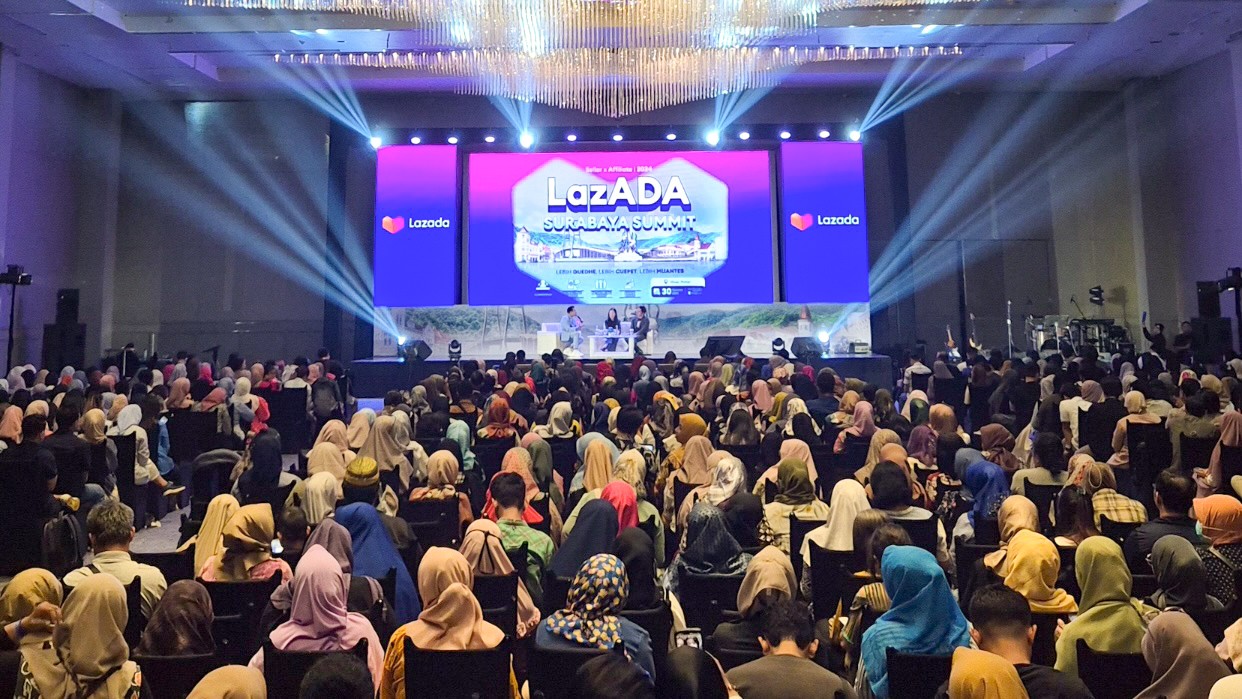 Lazada Perkuat Strategi Hiperlokal di Surabaya dengan LazADA Surabaya Summit 2024