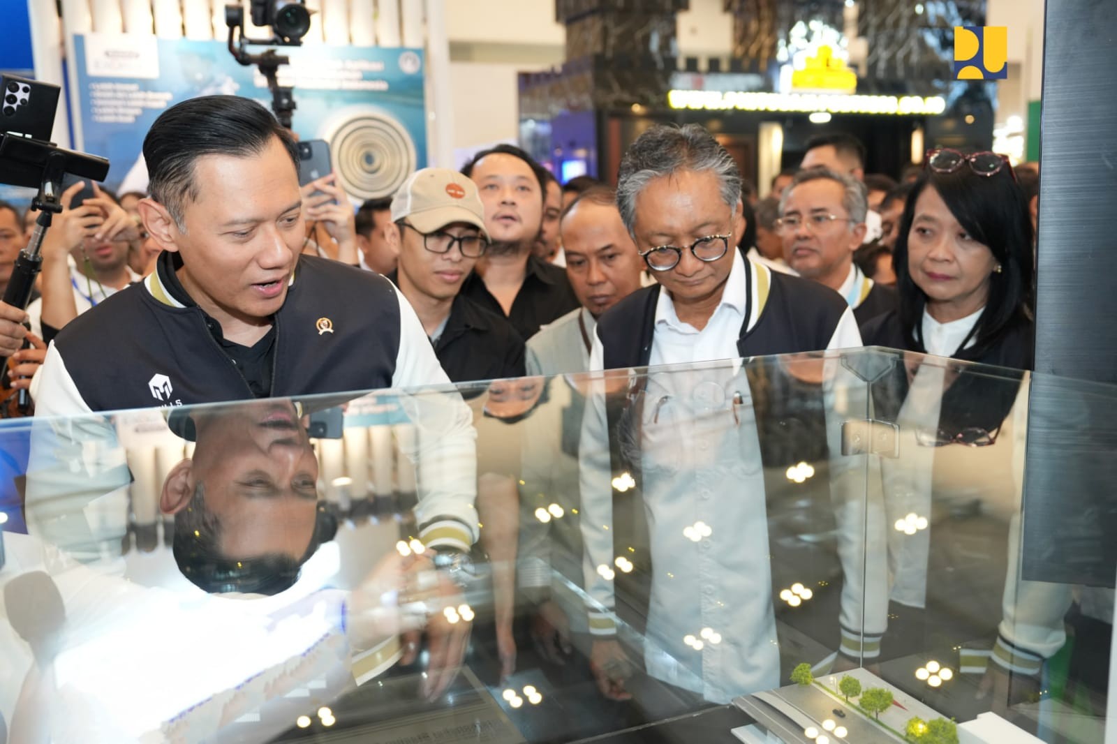 Kurangi Impor, Menteri PU Dorong Penggunaan Produk Dalam Negeri