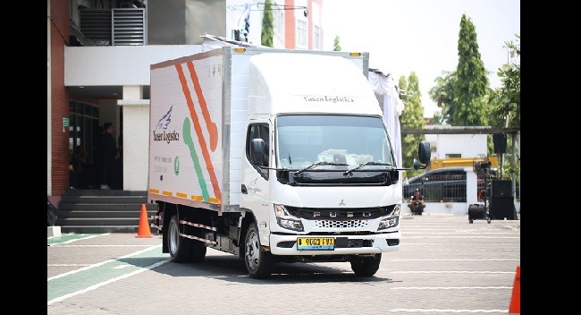 Truk Listrik Fuso eCanter Diklaim Hemat hingga 28 Persen
