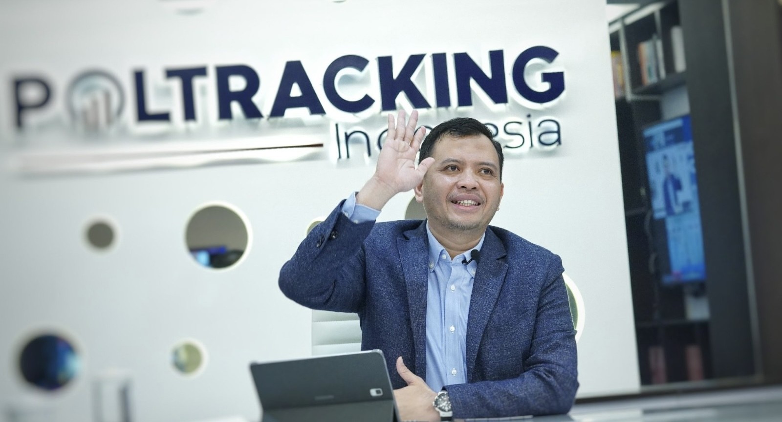 Poltracking Indonesia Jadi Lembaga Paling Akurat Berkat 5 Lapis Verifikasi Data