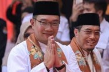 Pengamat: RK Harus Banyak Blusukan, Bukan Glendotan ke Jokowi