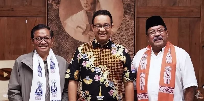 Dikunjungi Pramono-Rano, Anies Tunjukkan Salam 3 Jari