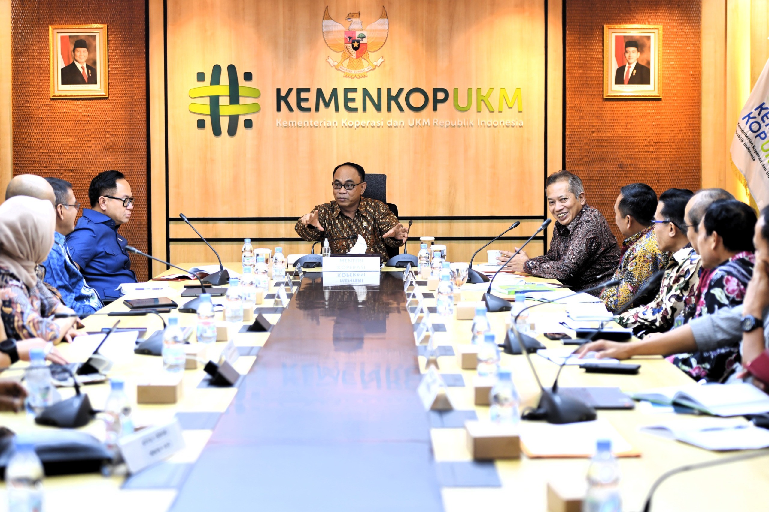 Salurkan Pupuk Bersubsidi, Menkop Sepakat Gapoktan Berubah Jadi Koperasi