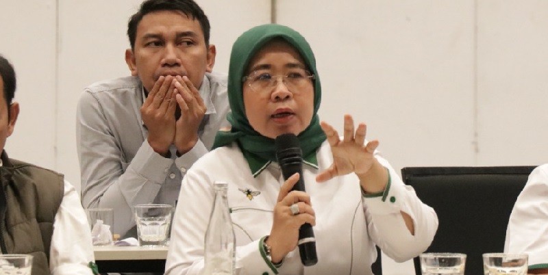 Dekati Deadline Investasi, Komisi VII Minta Apple Tentukan Sikap 