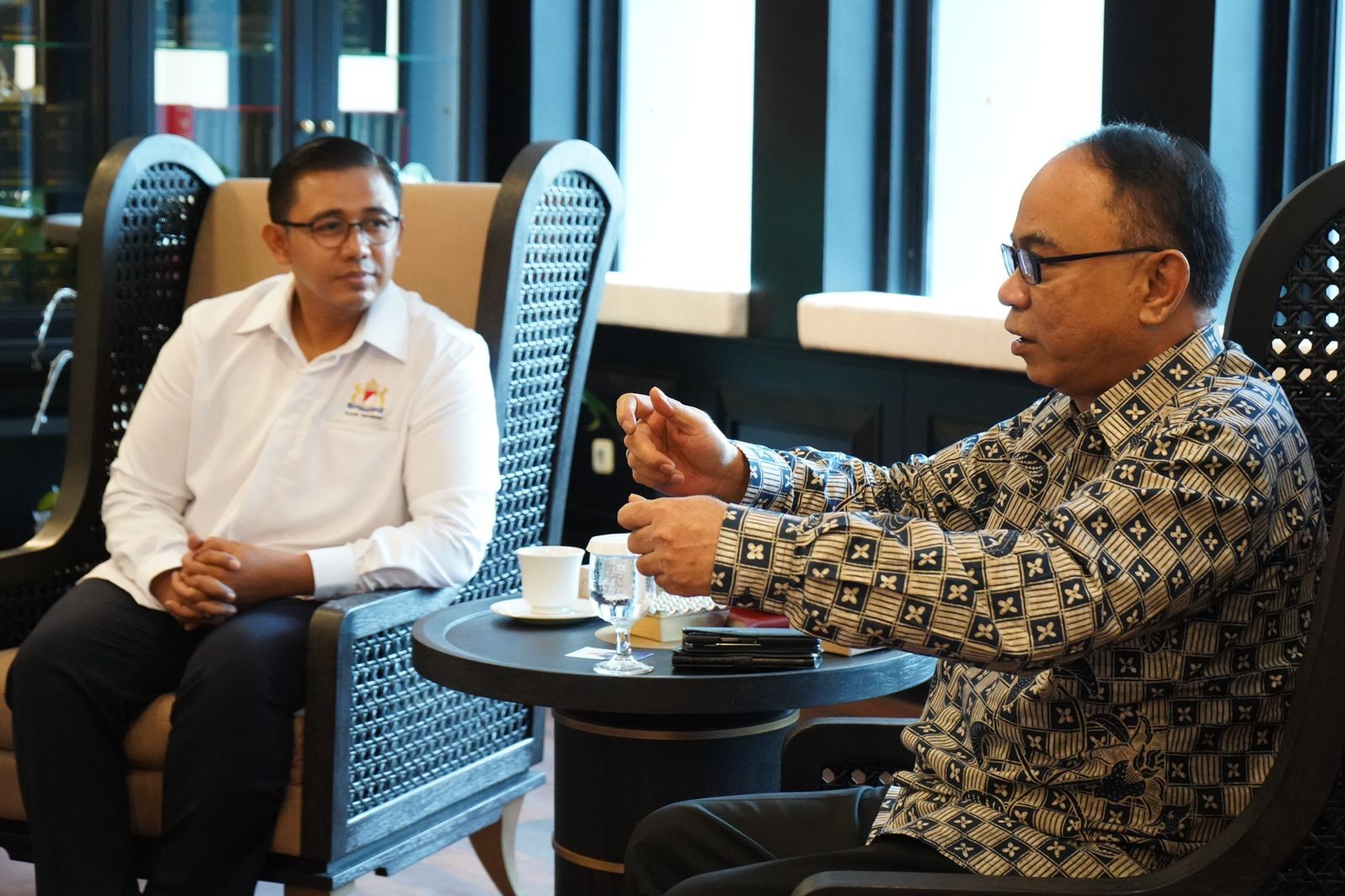 Kemenkop dan Kadin Sinkronisasi Pengembangan Pabrik Pakan Ternak