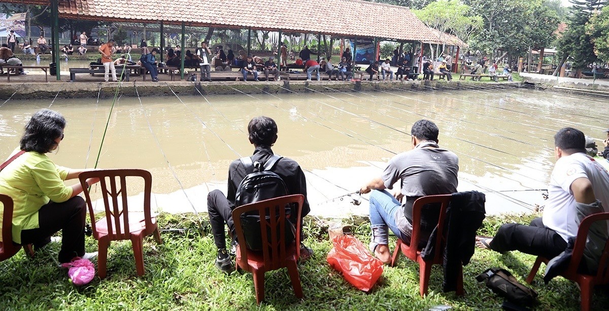 Serunya Jumpa KWP: Lomba Mancing Wartawan Sambil Berbagi Kasih