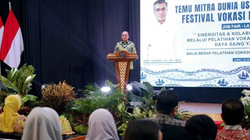 Ribuan Pencaker Antusias Padati Naker Expo 2024 di Makasar
