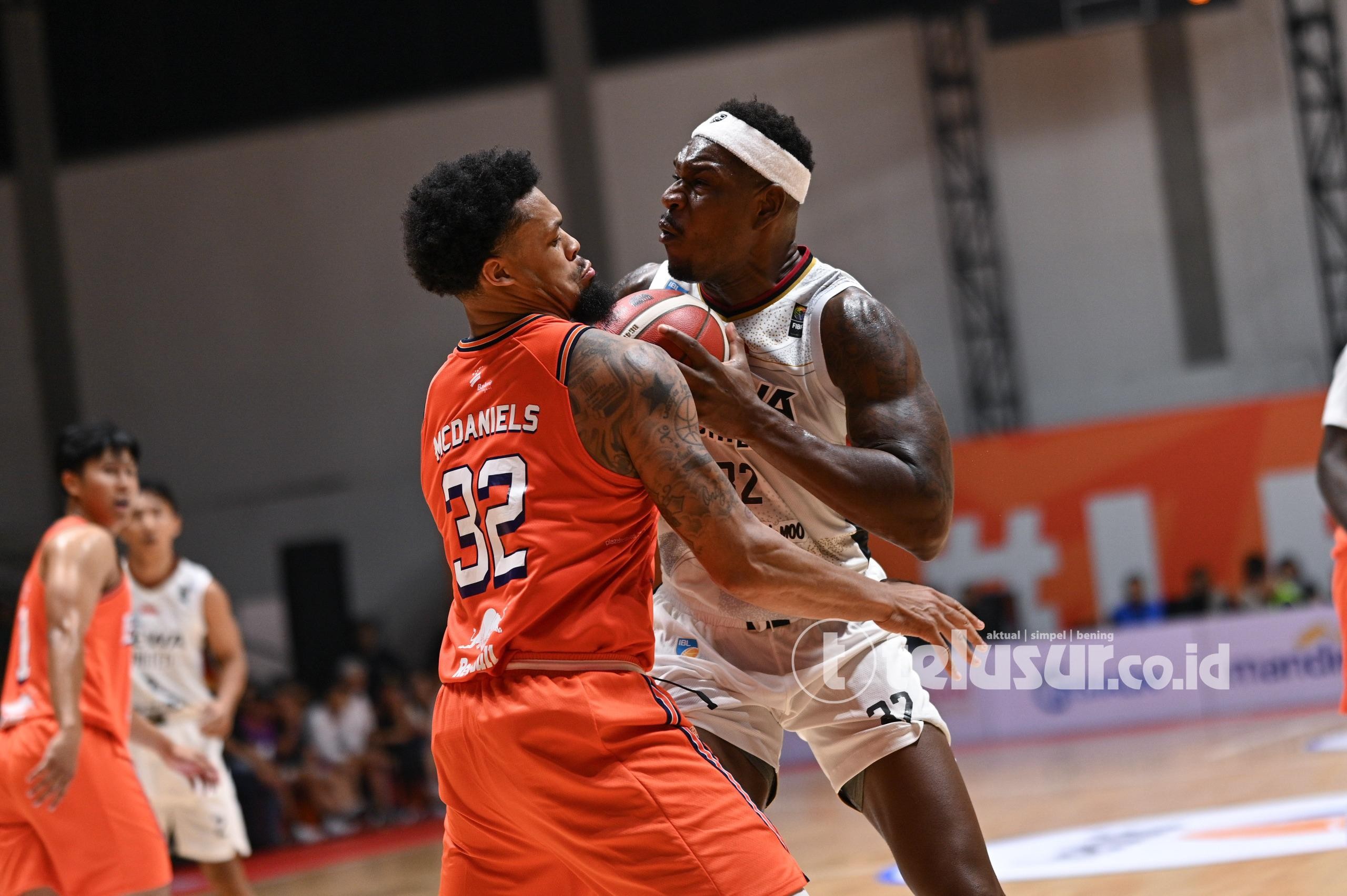 Juara Bertahan Pelita Jaya Buka IBL 2025 dengan Tumbangkan Dewa United