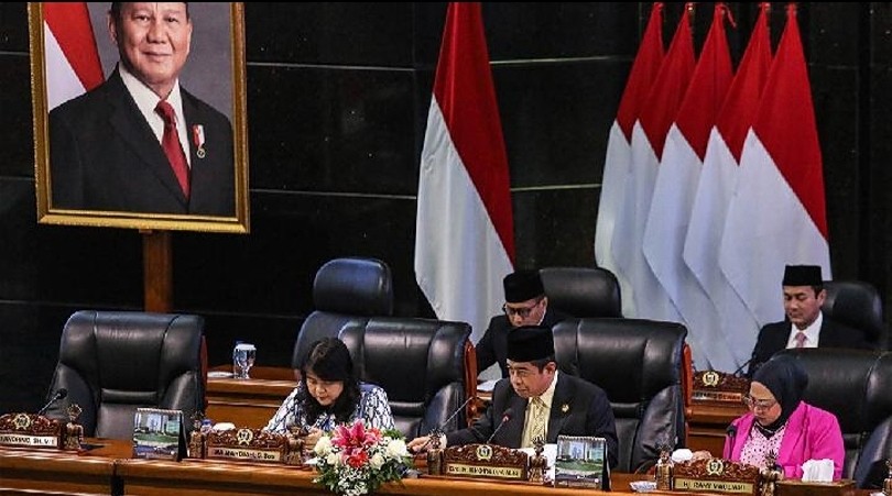DPRD Resmi Tetapkan Pramono-Rano Jadi Gubernur dan Wagub Jakarta