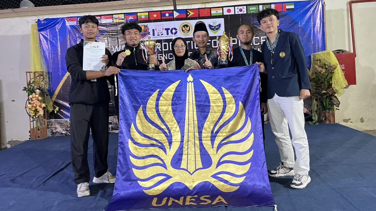 Ukir Prestasi di Arab Saudi, Tim Robotik SMA Labschool Unesa 1 Torehkan Hasil Gemilang