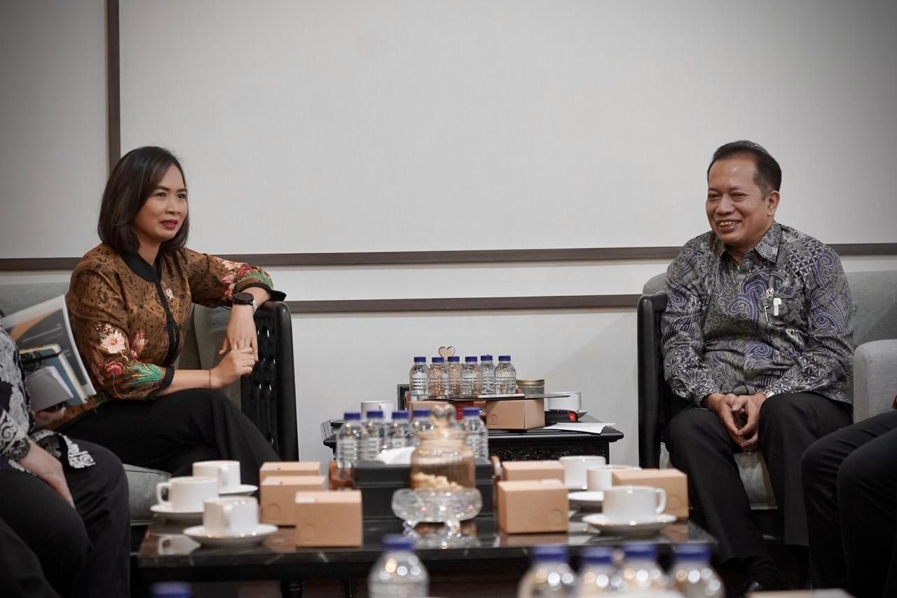 Kemenkop Gandeng Kemenpar Bidik Kelompok Sadar Wisata Jadi Koperasi