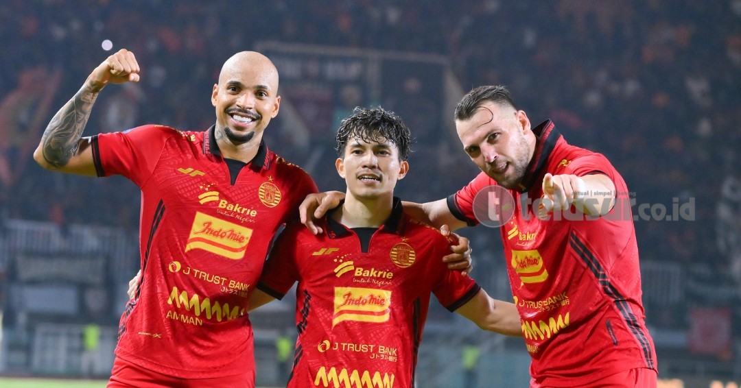Tidak Gentar Dengan Ancaman Alex Martins, Carlos Pena Sebut Persija Punya Gustavo dan Simic