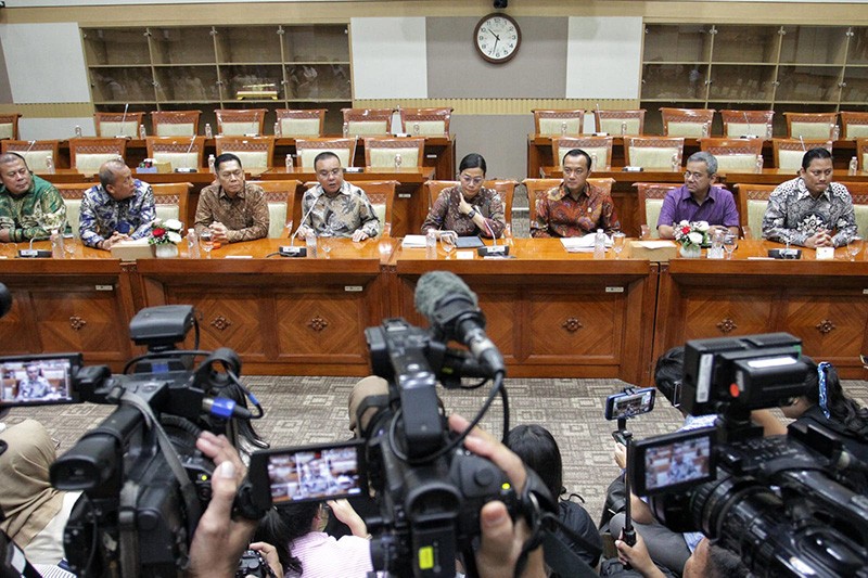 Wakil Ketua DPR Sufmi Dasco Ahmad Bersama Menkeu Sri Mulyani Gelar Konferensi Pers Terkait Efisiensi Anggaran